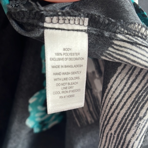 LARRY LEVINE BLACK FLORAL LONG SLEEVE BLOUSE SIZE S - Picture 8 of 8